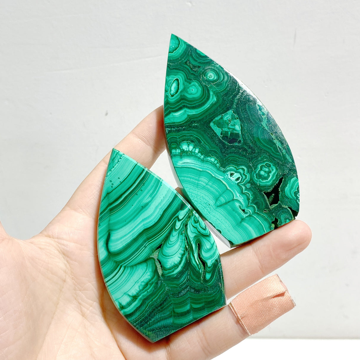 13 Pieces Beautiful Malachite Arrow Head Shape