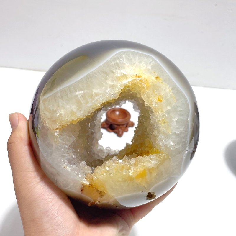 2 Pieces Beautiful Geode Agate Spheres - Wholesale Crystals