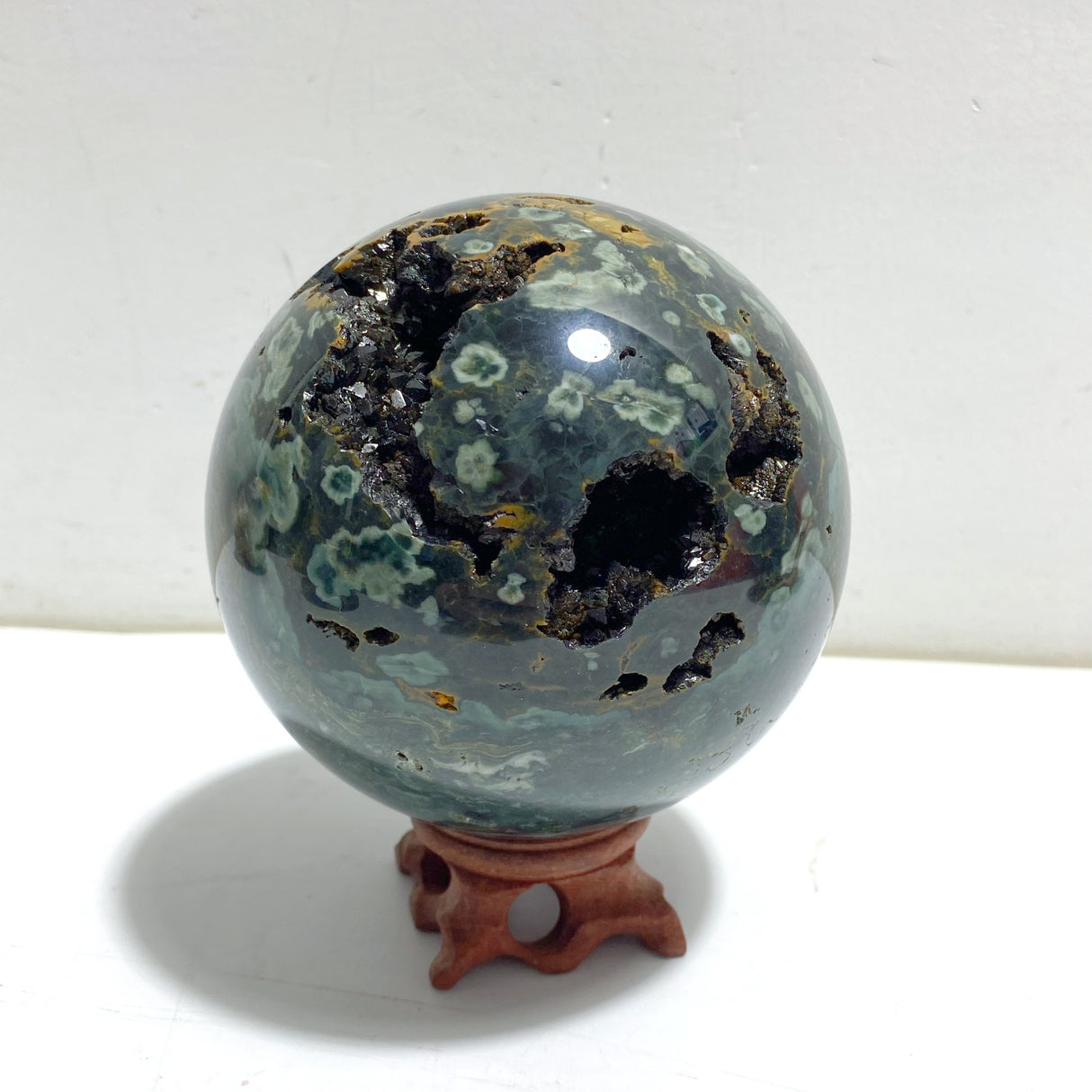 2 Pieces 6th Vein Ocean Jasper Spheres