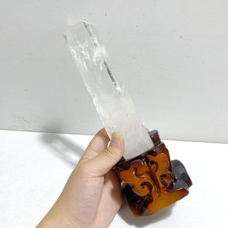 3 Pieces Large Clear Quartz Points With Stand - Wholesale Crystals