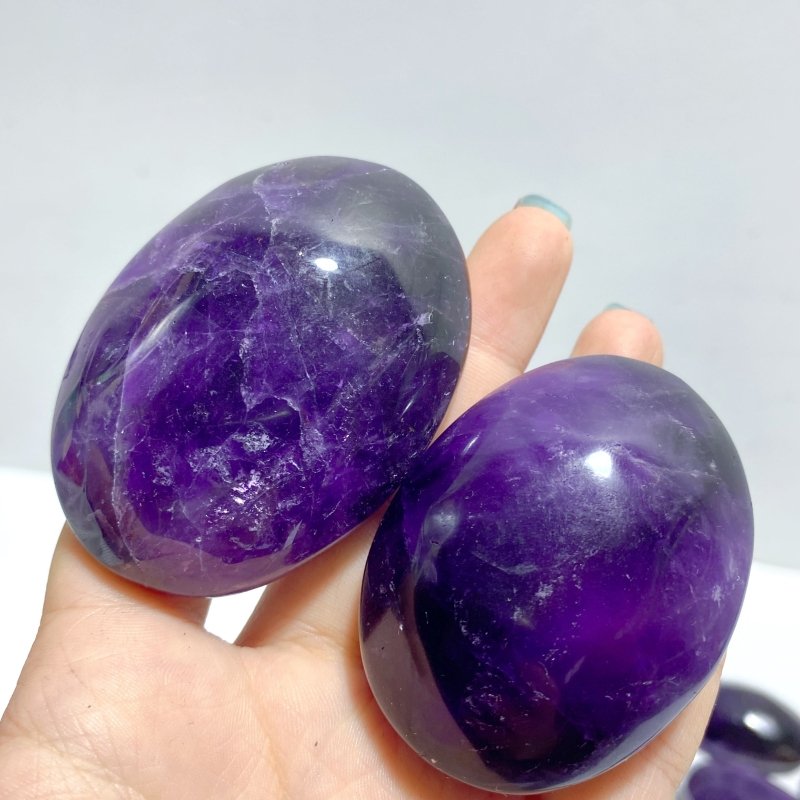 31 Pieces Amethyst Crystal Palm - Wholesale Crystals