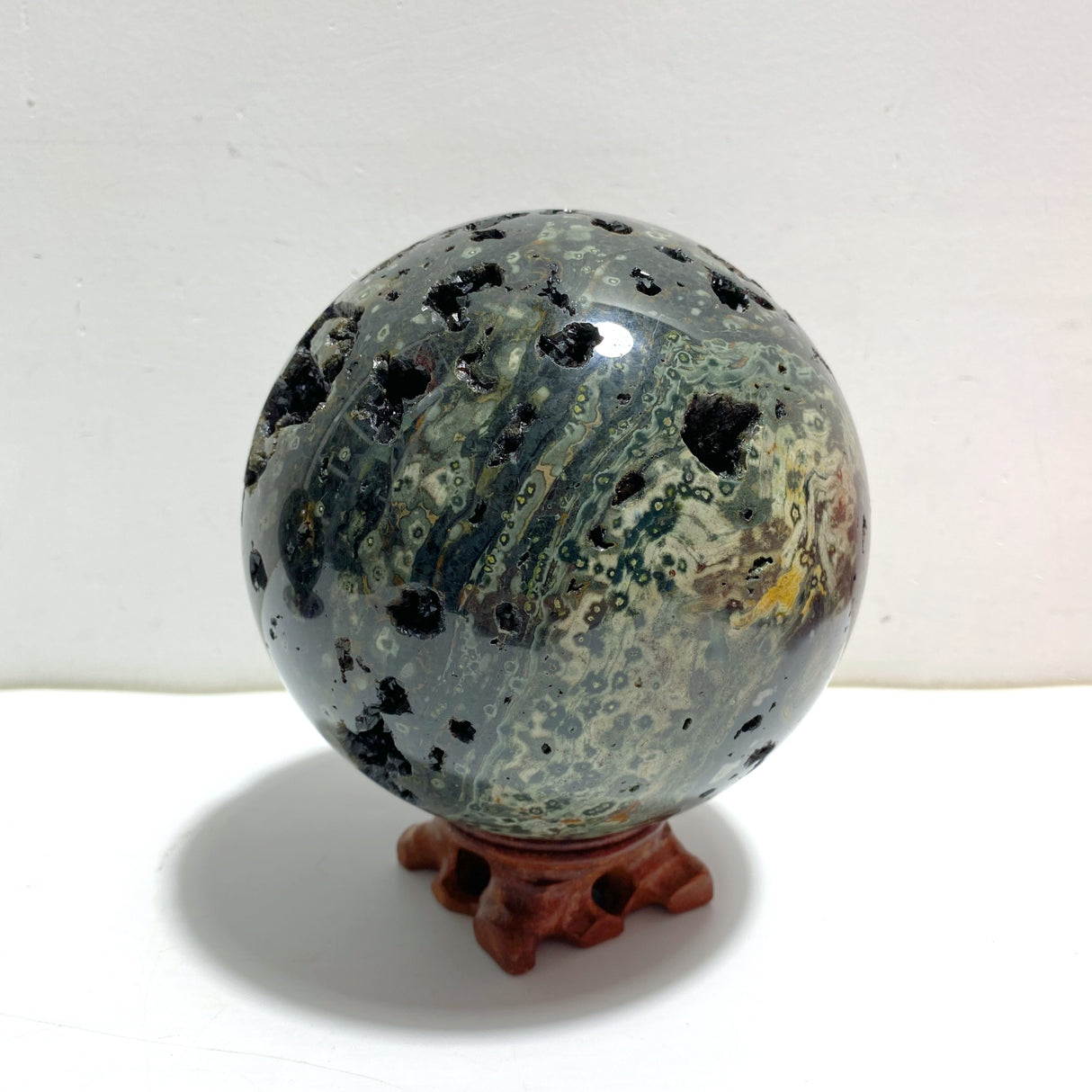 2 Pieces 6th Vein Ocean Jasper Spheres