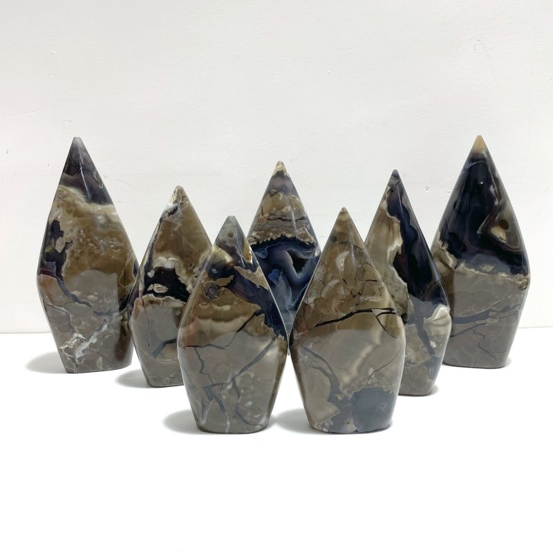 7 Pieces Large Volcano Agate Arrow Head Shape Home Decor (UV - Reactive) - Wholesale Crystals