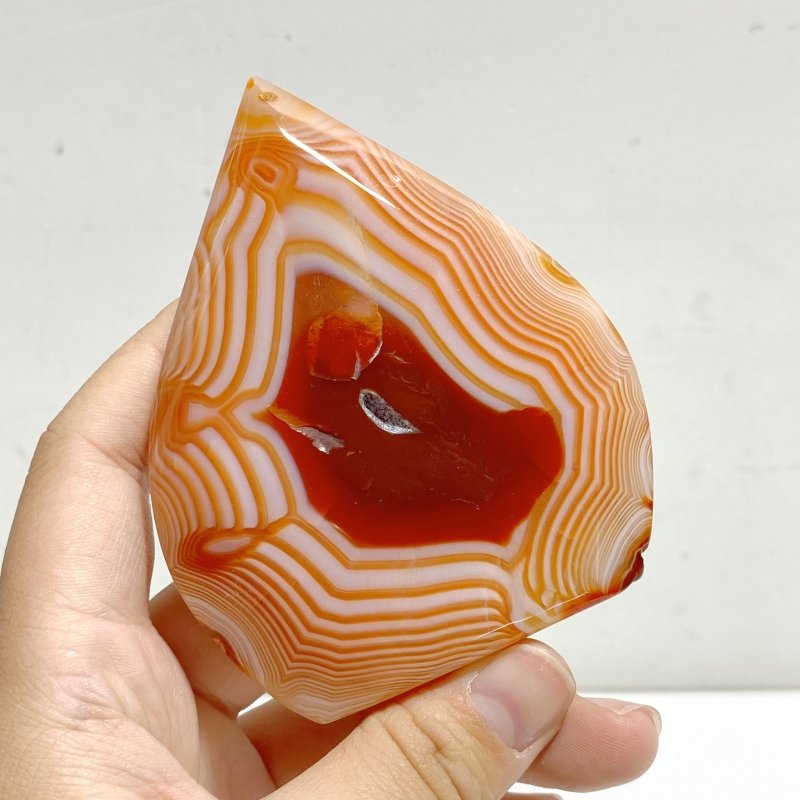 High Quality Striped Carnelian Arrow Head Shape Wholesale - Wholesale Crystals
