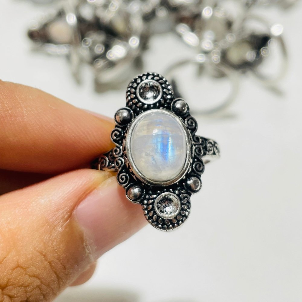 Beautiful Sri Lanka Moonstone Ring Wholesale -Wholesale Crystals