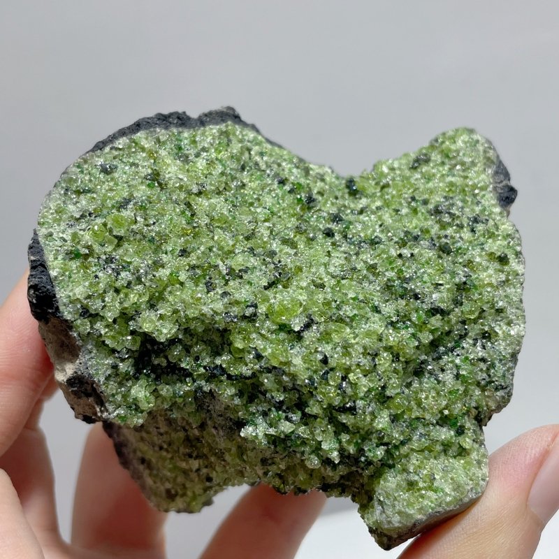 10 Pieces Peridot Raw Stone Specimen - Wholesale Crystals