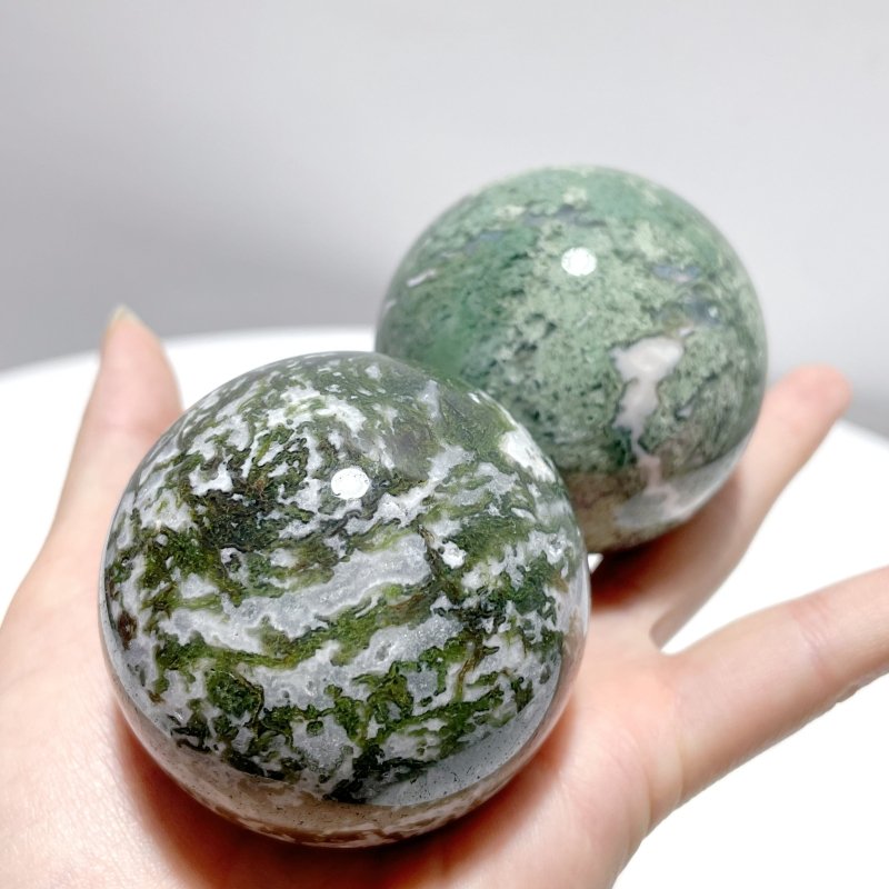 16 Pieces Beautiful Moss Agate Spheres - Wholesale Crystals