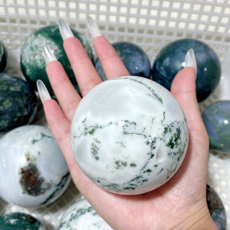 19 Pieces Moss Agate Spheres Clearance - Wholesale Crystals