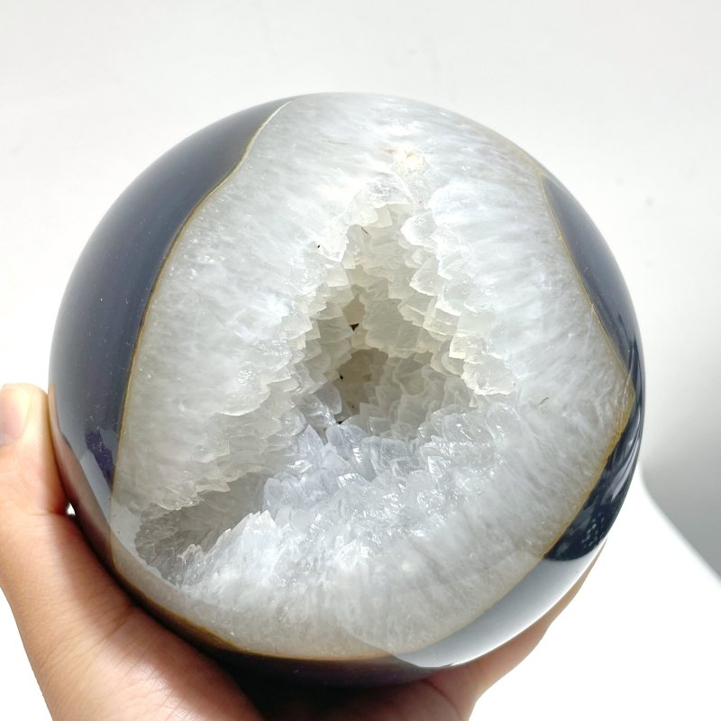 2 Pieces Beautiful Geode Agate Spheres - Wholesale Crystals