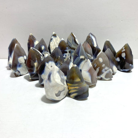 21 Pieces Black Orca Agate Flame Carving 2 - Wholesale Crystals