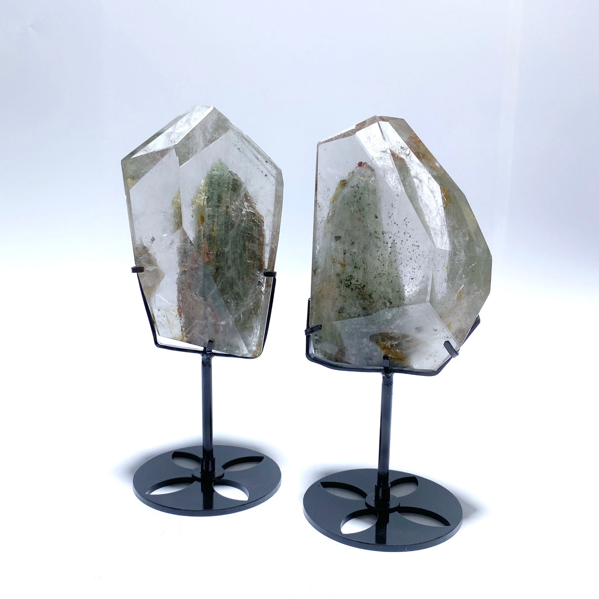 3 Pieces Garden Quartz Free Form With Stand