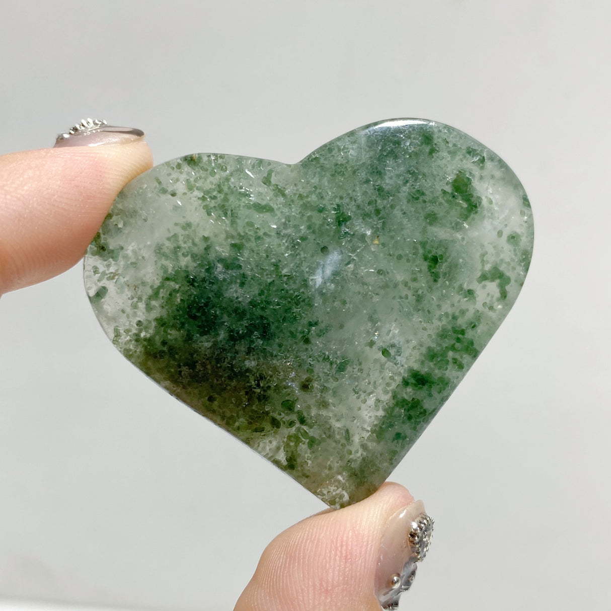 Green Mica Mixed Quartz Heart Wholesale