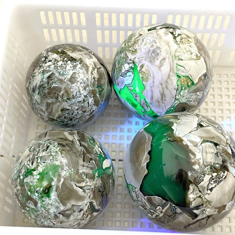 4 Pieces Large Volcano Agate Spheres Balls(UV - Reactive) - Wholesale Crystals