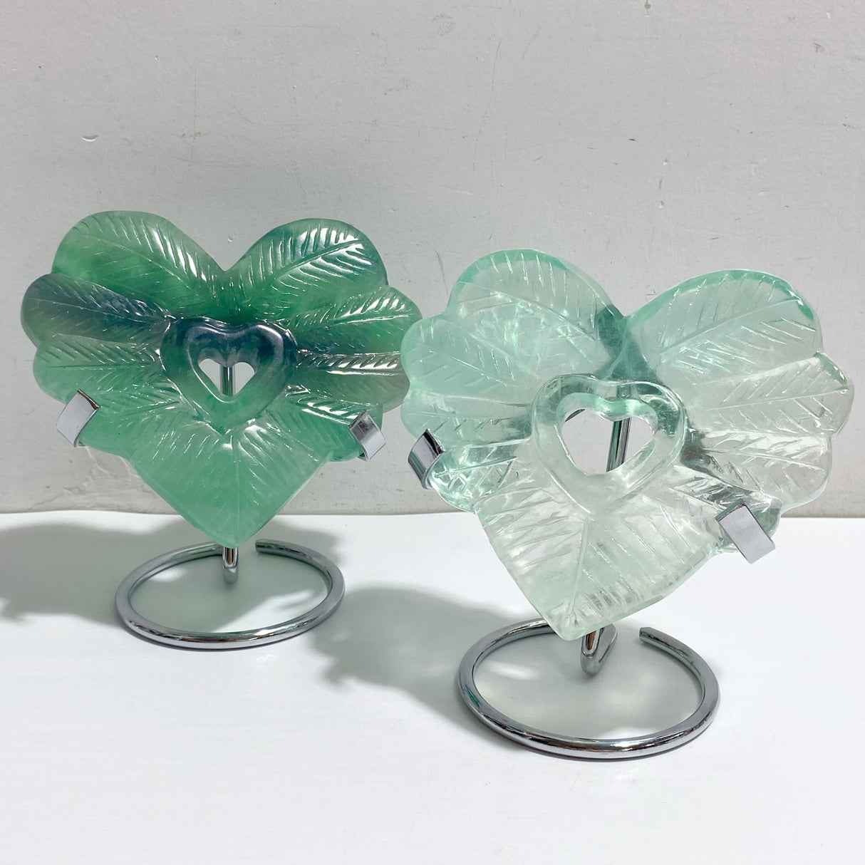 7 Pieces Rainbow Fluorite Heart Carving With Stand