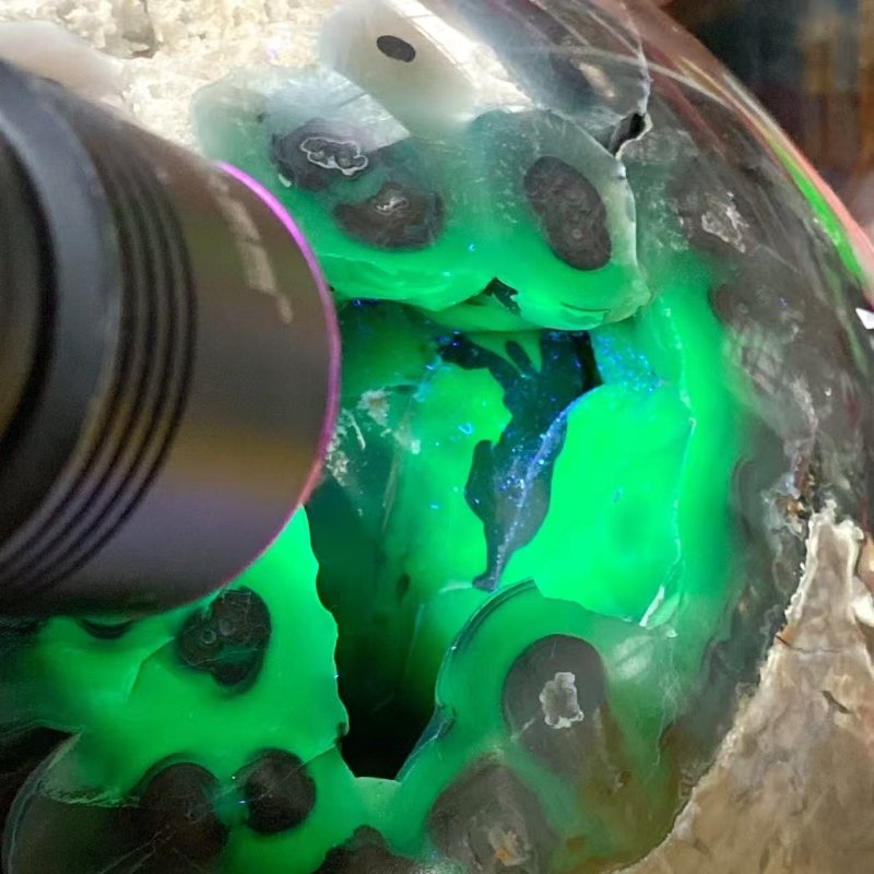 56.5KG Volcano Agate UV Reactive with Unique Tree-like Pattern Sphere (Sea Freight Only) -Wholesale Crystals