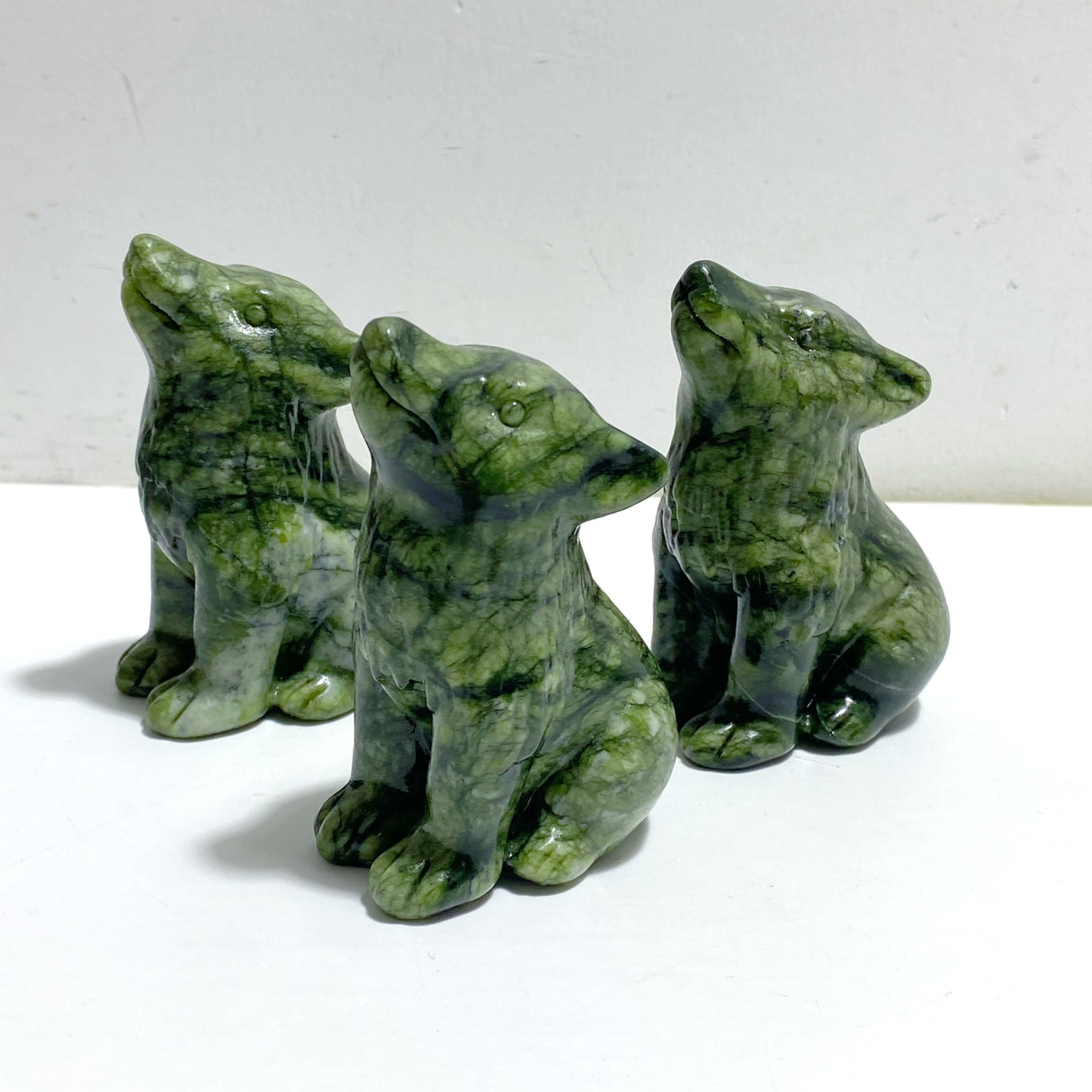 2 Types Wolf Carving Wholesale Green Jade Garnet