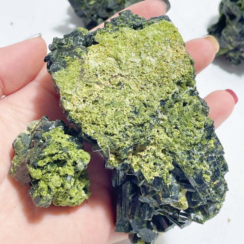 9 Pieces 1.44kg Beautiful Green Tourmaline Specimen - Wholesale Crystals