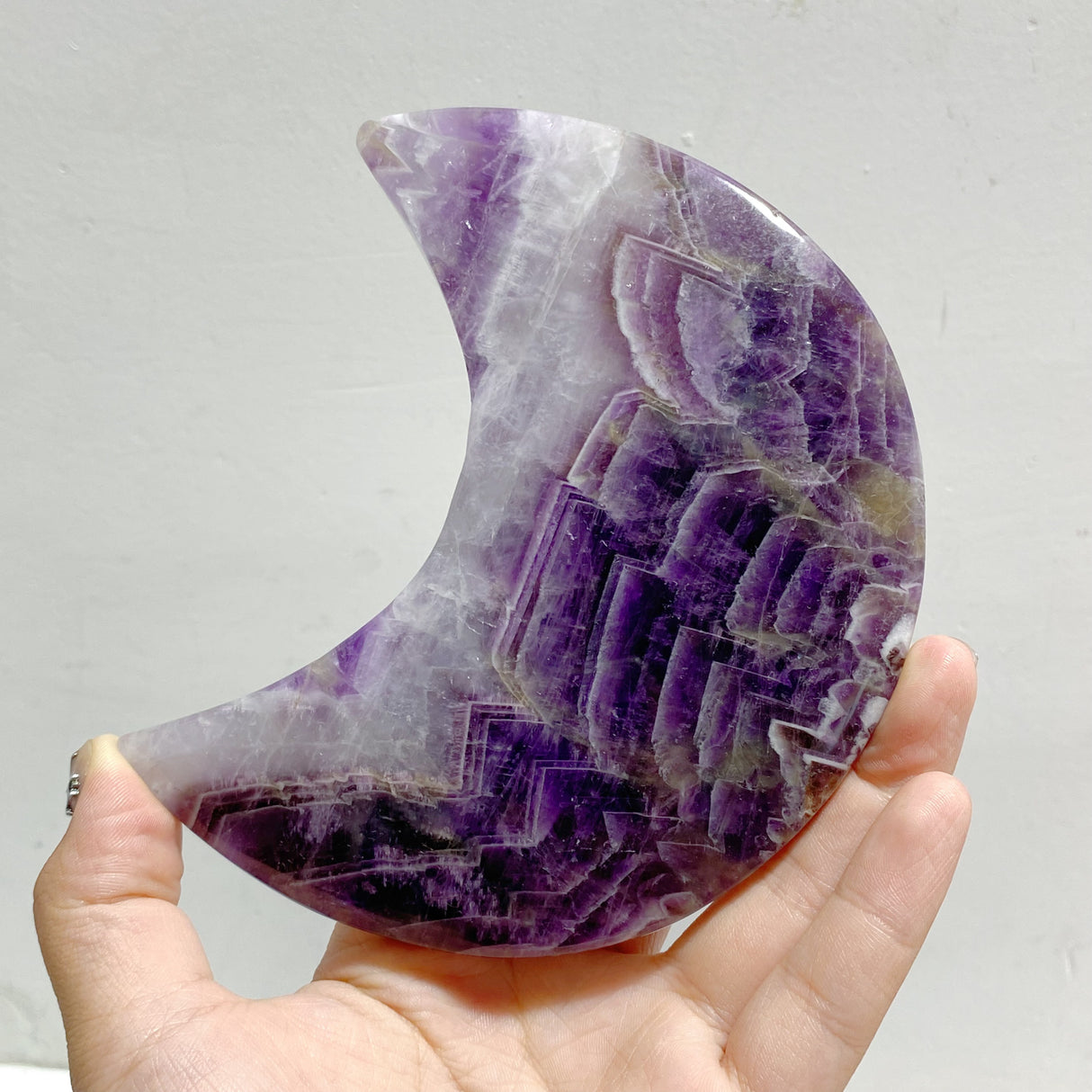 8 Pieces Chevron Amethyst Moon With Stand