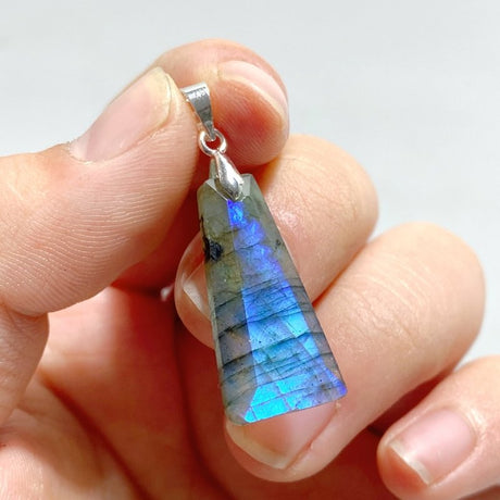 Beautiful Labradorite Pendants Trapezoidal Shape Wholesale - Wholesale Crystals