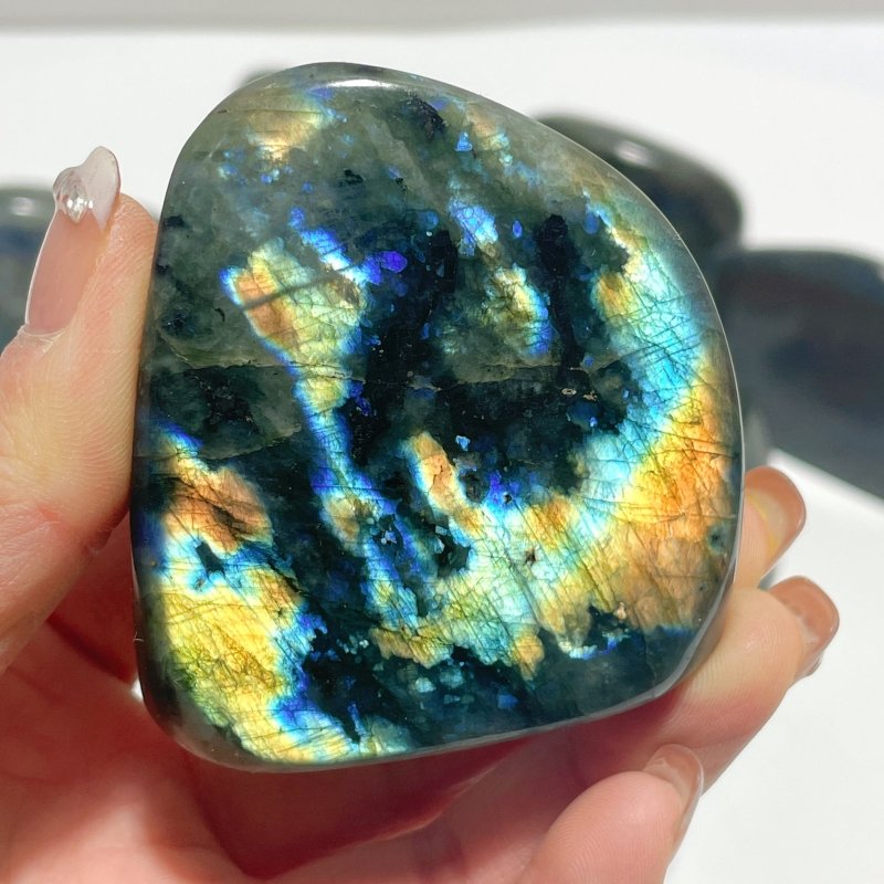 Beautiful Small Flash Blue Yellow Labradorite Home Decor Wholesale - Wholesale Crystals