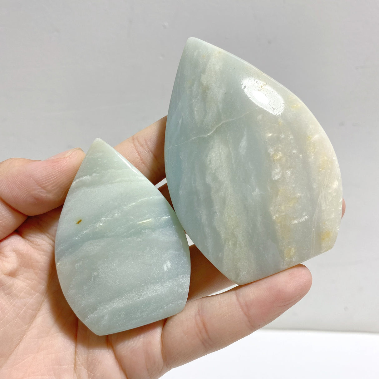 Caribbean Calcite Arrow Head Shape Wholesale Closeout