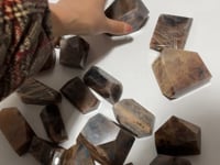 18 Pieces High Quality Large Black Rainbow Sun Stone With Hematite Free Form -Wholesale Crystals