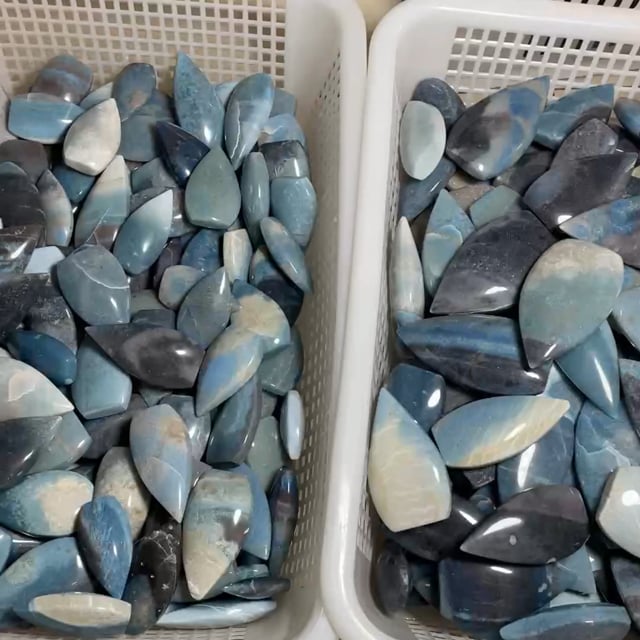 Blue Trolleite Arrow Head Carving Wholesale -Wholesale Crystals