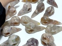 17 Pieces Beautiful Sakura Flower Agate Crow Skull Carving