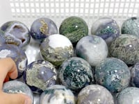 17 Pieces Moss Agate Spheres