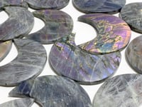 15 Pieces Beautiful Labradorite Moon Carving